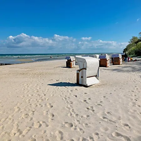 Doppelhaeuser Zum Reetmoor Haus Kirsten Prázdninový dům *