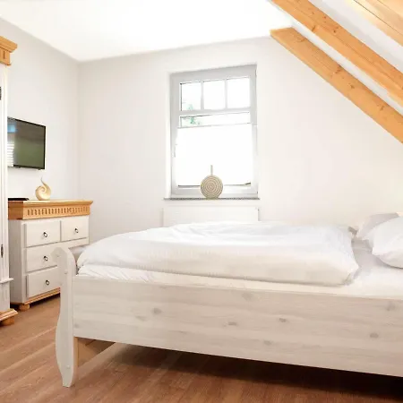 Doppelhaeuser Zum Reetmoor Haus Kirsten Prázdninový dům *