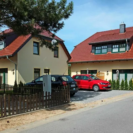 Doppelhaeuser Zum Reetmoor Haus Kirsten *